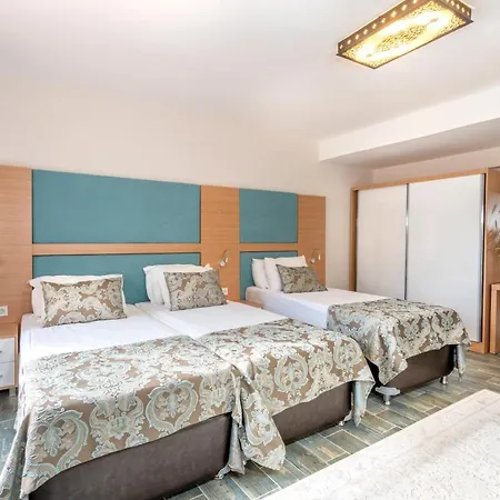 Hotel Avena Mountain - Breakfast And Dinner - Adults Only