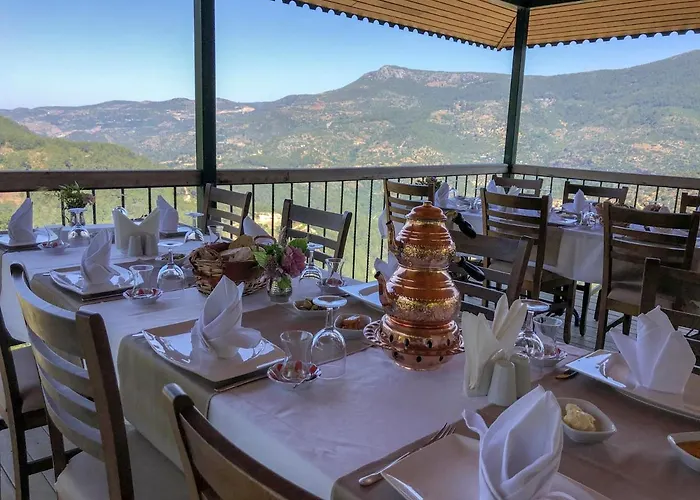 Avena Mountain - Breakfast And Dinner - Adults Only *