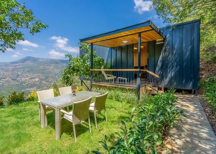 Avena Mountain - Breakfast And Dinner - Adults Only