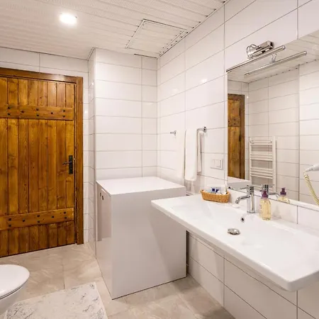 Avena Mountain - Breakfast And Dinner - Adults Only 酒店 *